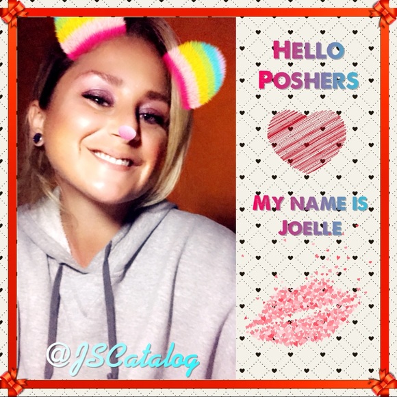 Meet your Posher, Joelle @JSCatalog 💗💕 - Picture 3 of 9